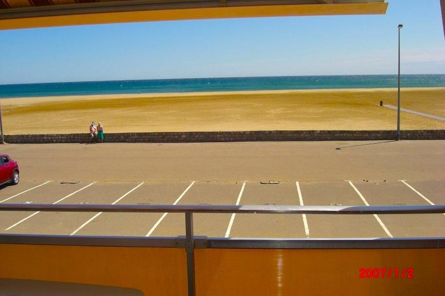 Appartement Face à la mer, vue panoramique, wifi à Port-la-Nouvelle Extérieur photo